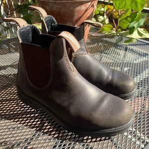 Blundstone #500 Original Chelsea Boots in Stout Brown